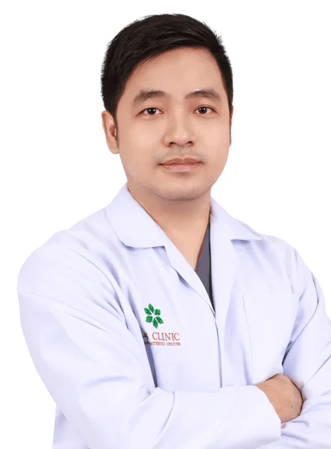 นพ.ชวิน สมาธิวัฒน์ (หมอวินน์) แพทย์เฉพาะทางโสต ศอ นาสิกวิทยา S45 Clinic